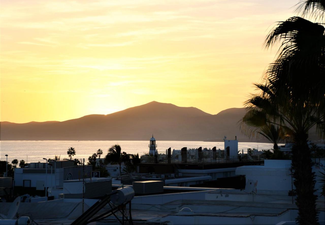 Apartament Penthouse Ocean View Puerto Del Carmen Puerto del Carmen  Zewnętrze zdjęcie